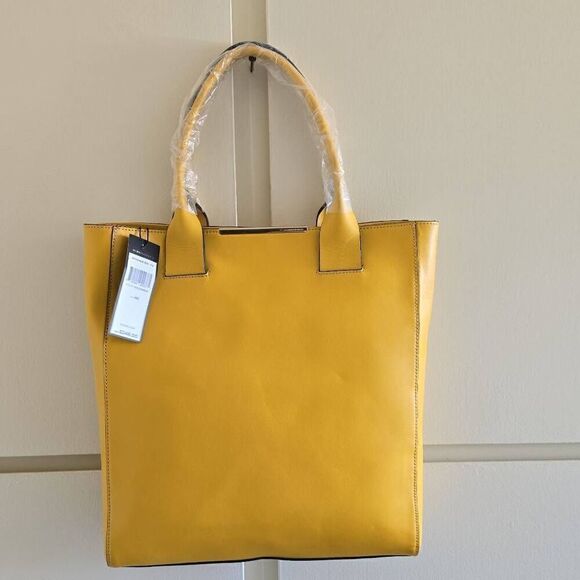 BCBG MAXAZRIA goldenrod leather tote bag, NWT - Picture 1 of 8